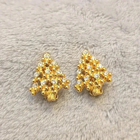 #338 Clip on earring gold tone chrismas tree - Picture 2 of 5